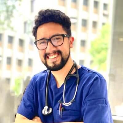 doctor Uri Toruco